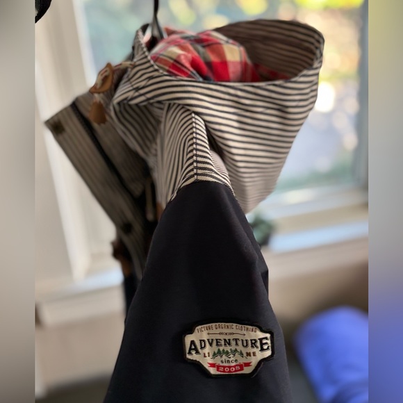 Picture Organic Clothing Brand women’s Katniss coat. Navy with stripes. Large. - Picture 10 of 10